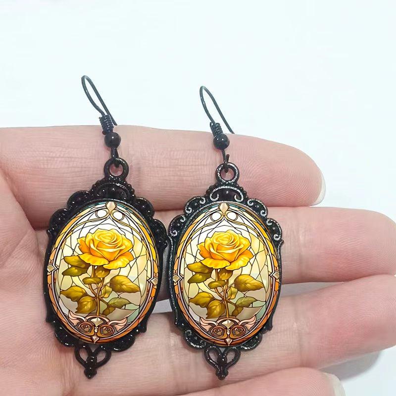 Fashionable Retro Elegant Necklace Earring Three Piece Set