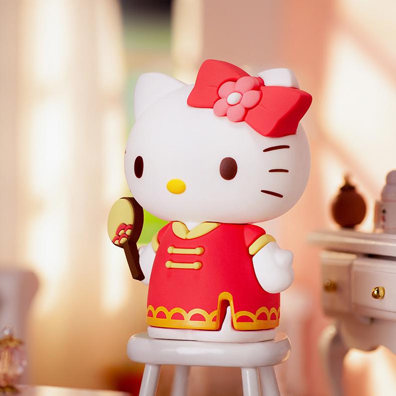 Hello Kitty Dress-up Diary: Kitty Cat Celebrity Figurine