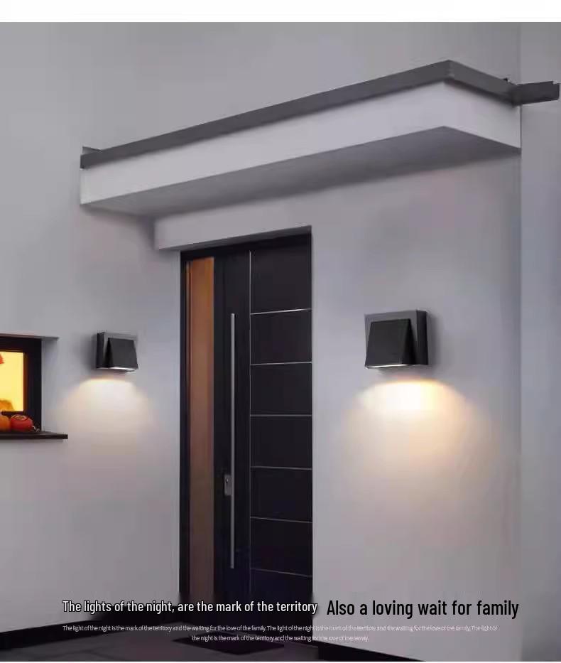 IP65 LED Double Head Waterproof Wall Lamp for Outdoor/Indoor Use