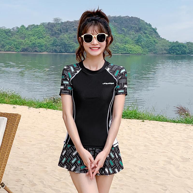 

Женский купальник-бикини для серфинга с шортами S