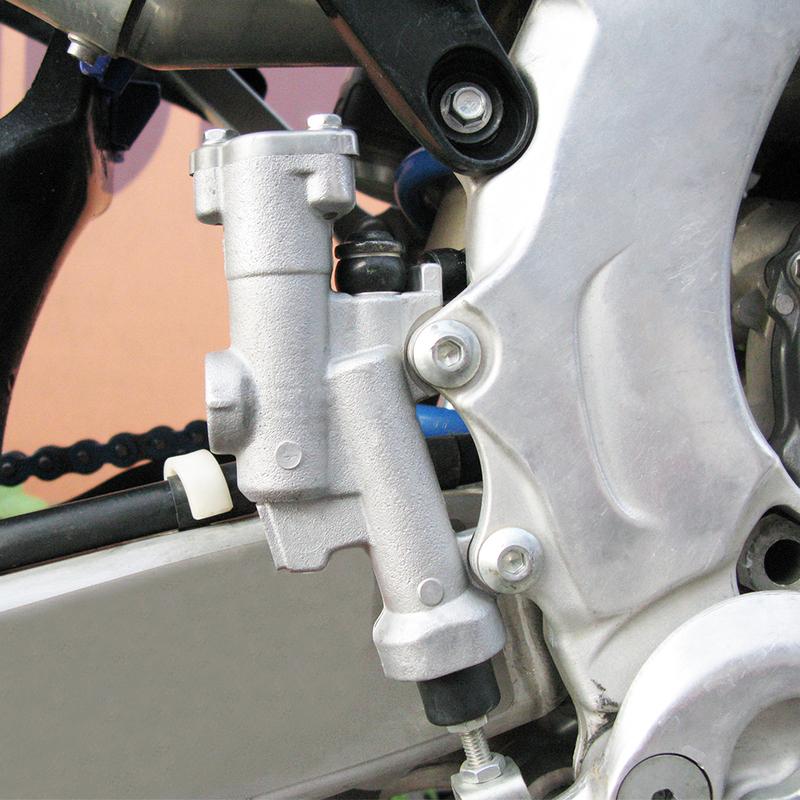 OTOM Motorcycle Rear Hydraulic Brake Master Cylinder Pump For YAMAHA Aprilia YZ WRF YZF-X MXV RXV SXV 125 250 450 550 AP9100475