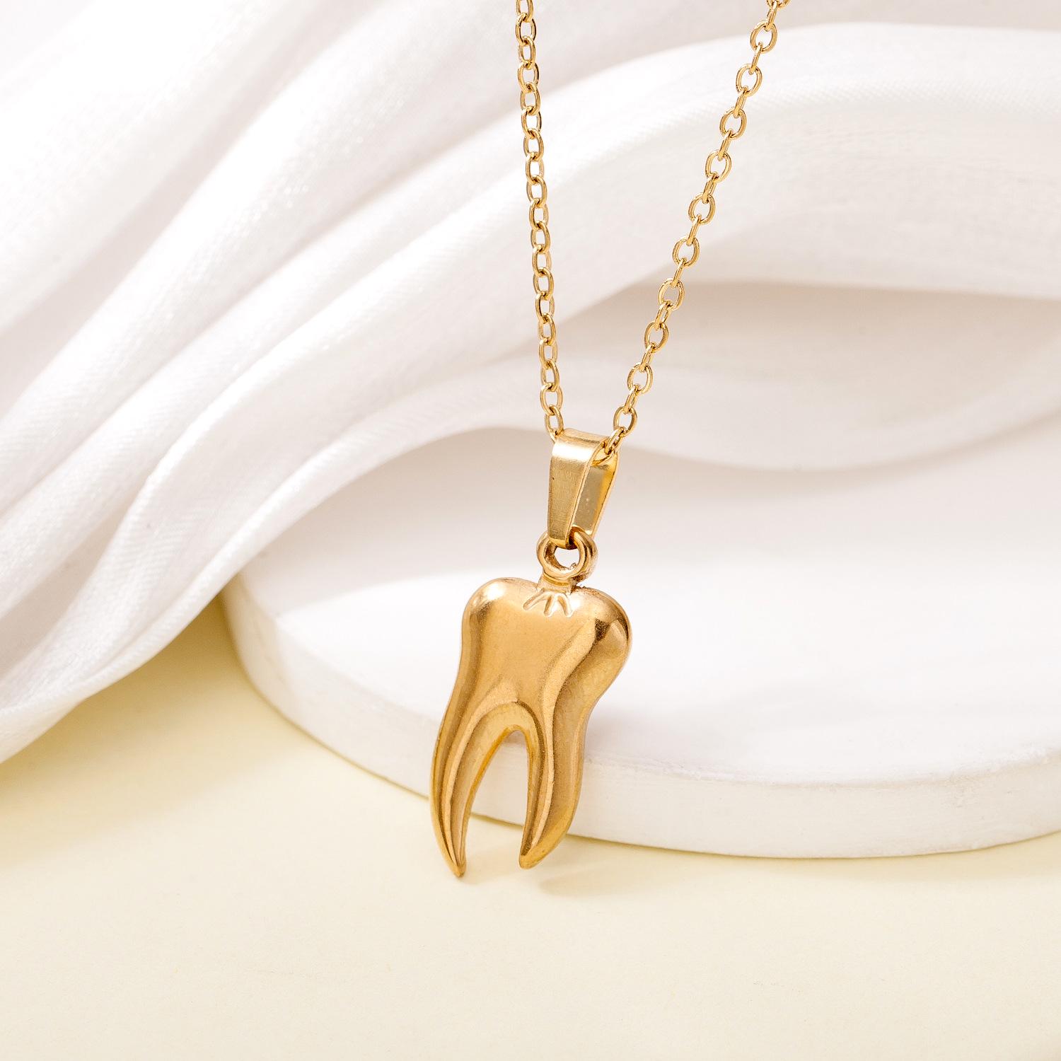 

Women s Stainless Steel Clavicle Chain Necklace – Unique Non-Fading Pendant Design