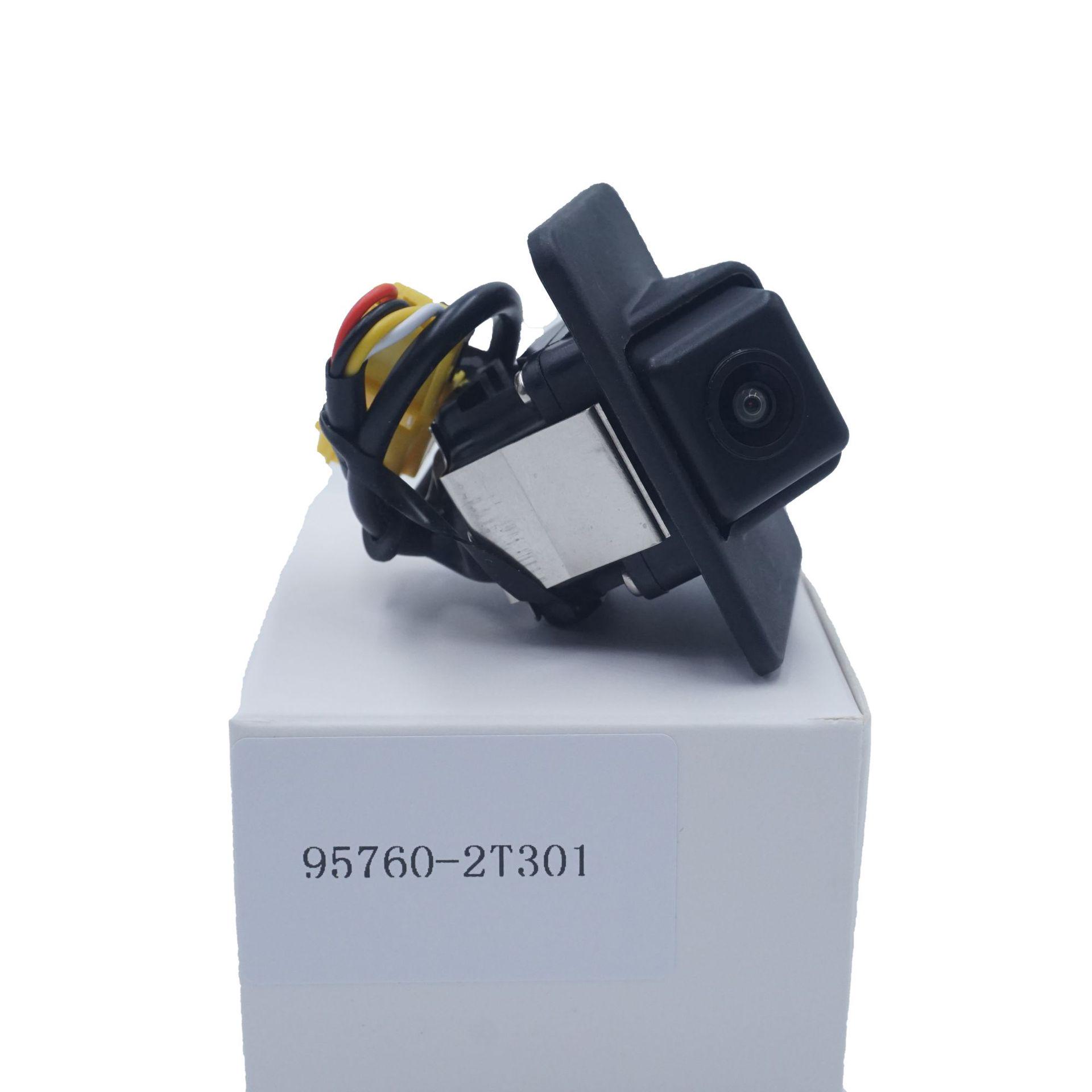 

Kia Optima HD Waterproof Rear View Reversing Camera 95760-2T301 Size 1
