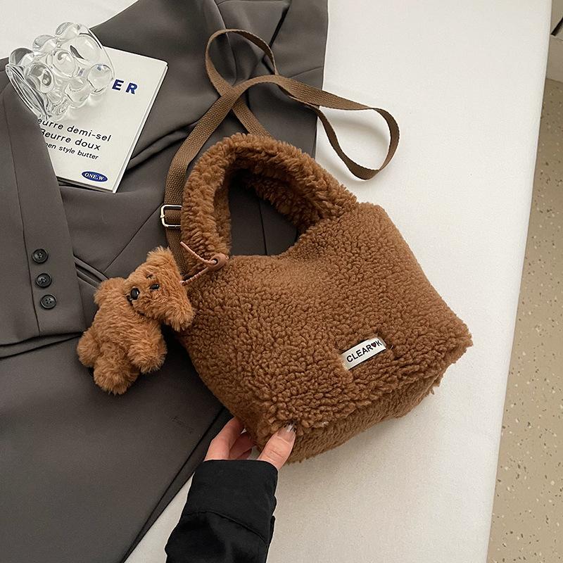 Fashionable Furry Crossbody Bag, Plush Bucket Bag, Hand-held Small Handbag