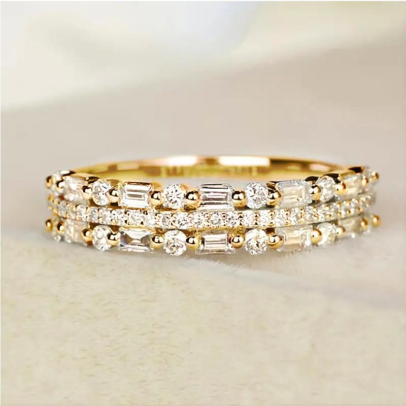Ladies' Three Row Alternating Ring, Embellished with Synthetic Zircon, Elegant and Eye-catching Jewelry, Daily Wear, Anniversary Gift