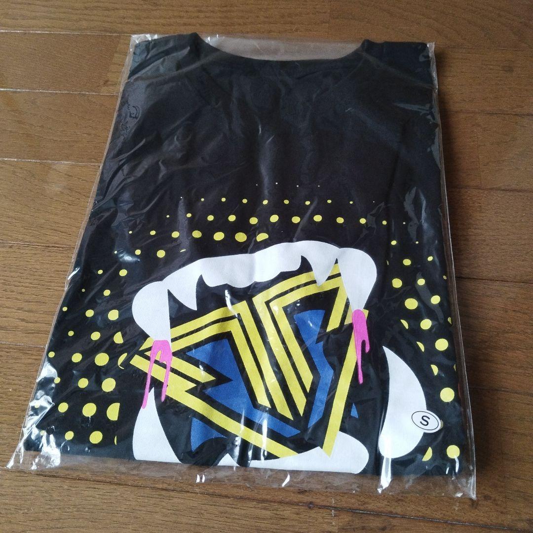 

[Б/У] Футболка BIGBANG LIVE TOUR IN JAPAN размер S