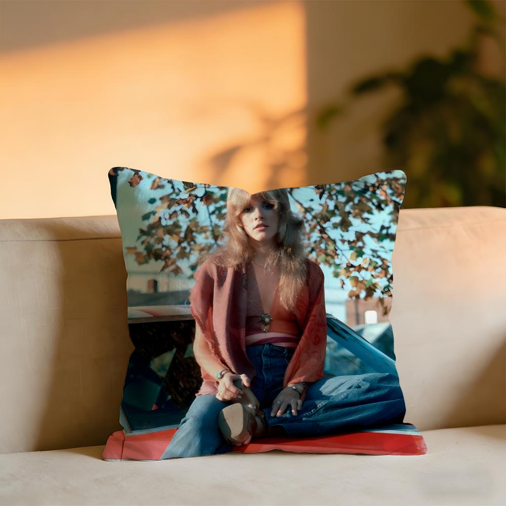 Stevie Nicks Cushion Cover Cozy Velvet Throw PillowSoft Warm Cushion For Sofa Bed