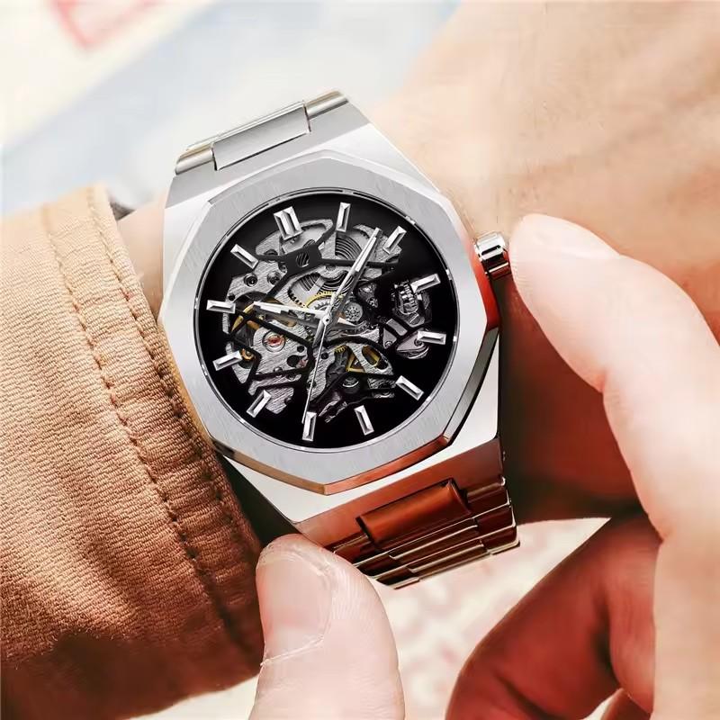 FORSINING 344D Modische Skelett-Herren-Mechanikuhr Automatikwerk Zeiger Nachtlicht Stahluhr Fortschrittliche Herrenuhr