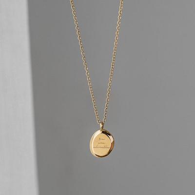 Korean-Style Irregular Gold Cube Necklace for Women – Simple English Letter Design, Trendy Collarbone Chain