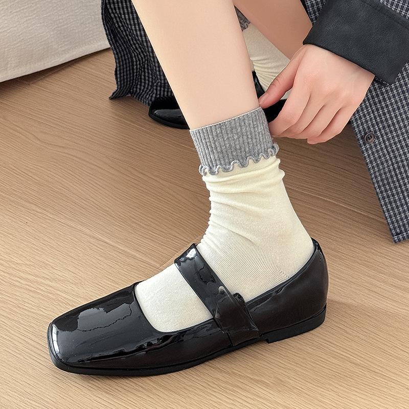 Female Spring and Autumn All Match Match Color Fungus Edge Roll Edge In The Tube Pile Cotton Socks