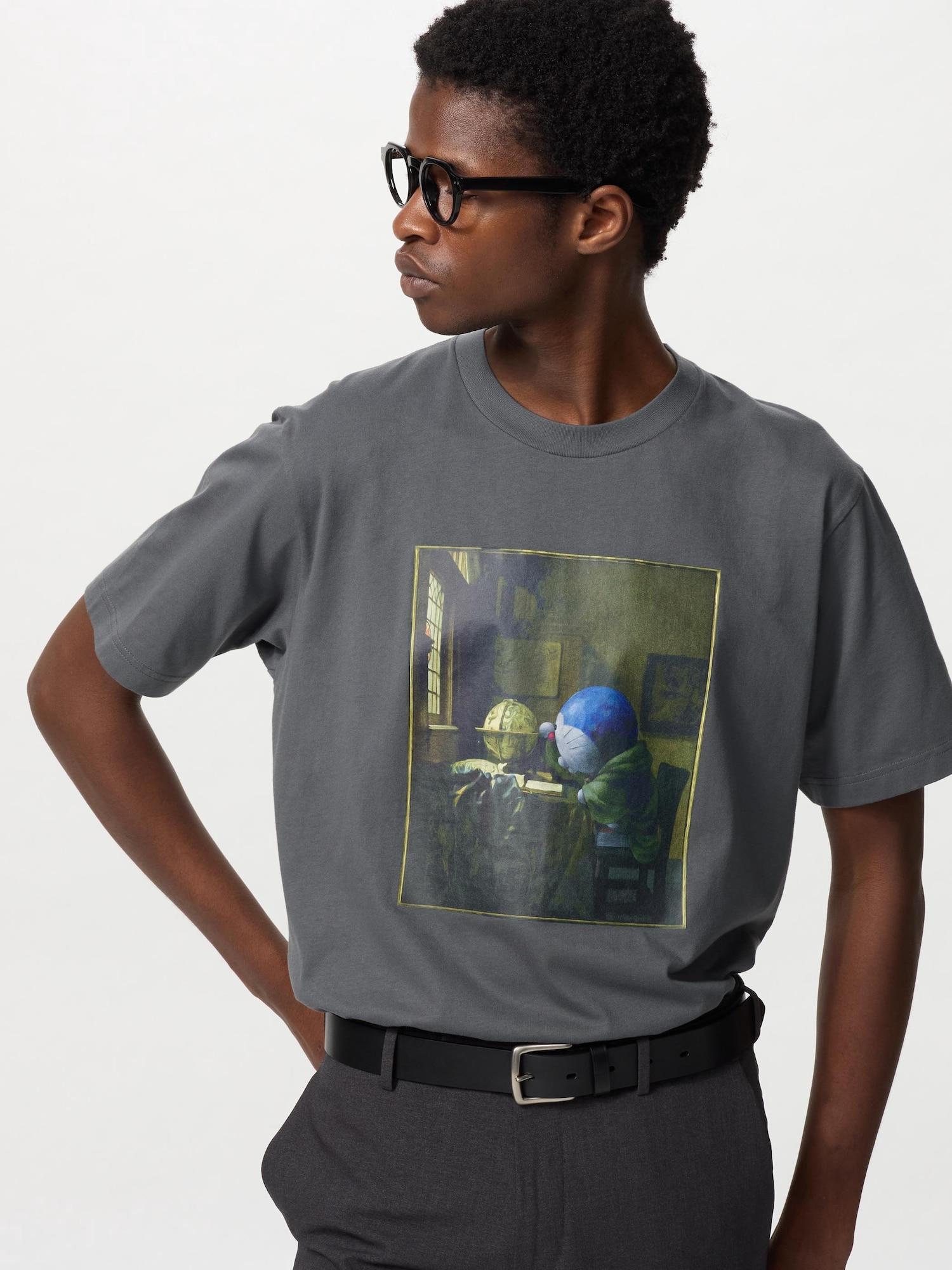 

Uniqlo Япония Дораэмон Музей Лувра Ut 07 GRAY/M