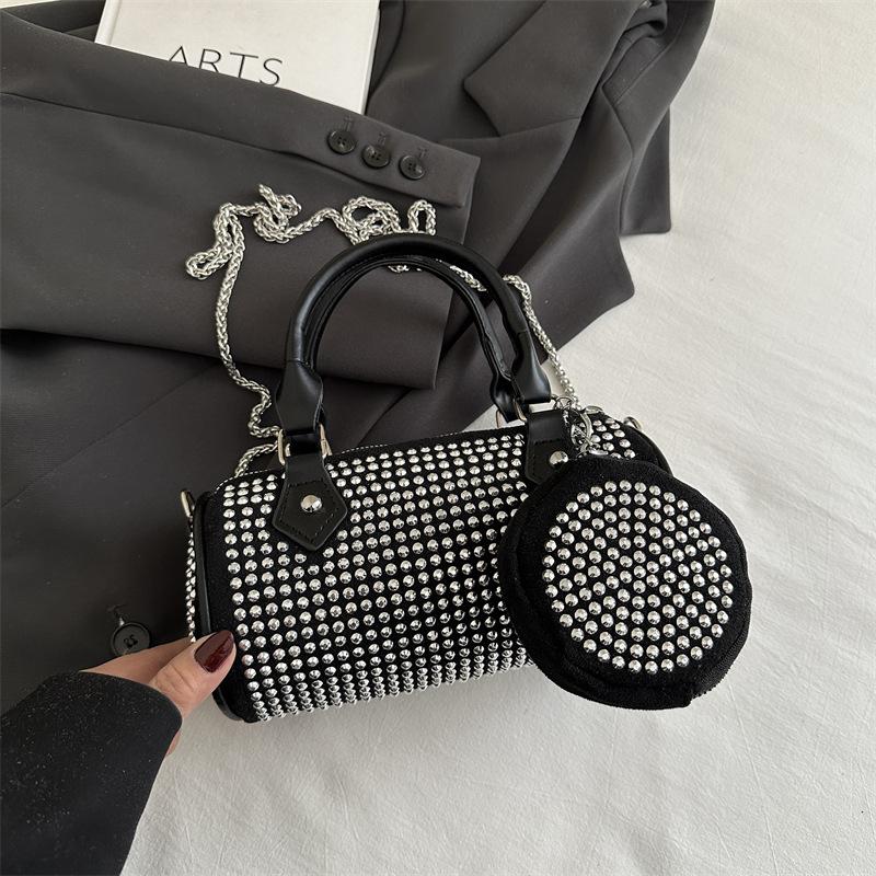 

Яркая ромбовидная маленькая сумка женская сумка 2025 новый тренд универсальная сумка-мессенджер цилиндр портативная сумка-подушка Boston чёрный