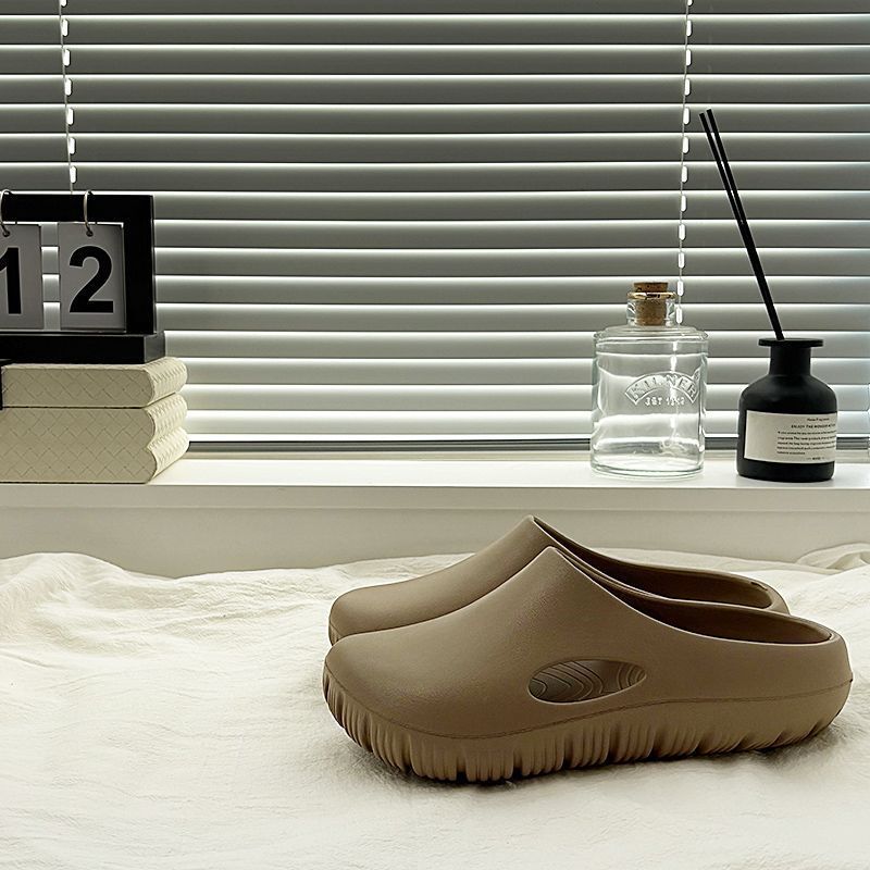 

Новые мужские тапочки домашние водонепроницаемые однопедальные баотоу тапочки для пляжа нескользящие для улицы ощущение ходьбы по дерьму легкие и прохладные тапочки 44-45 [Suitable for 43-44 feet]