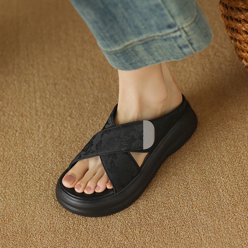 Summer Women's Outer Slippers Comfortable Non-slip Thick-soled Slippers Round Head National Style New Large Size Herringbone Cool Slippers