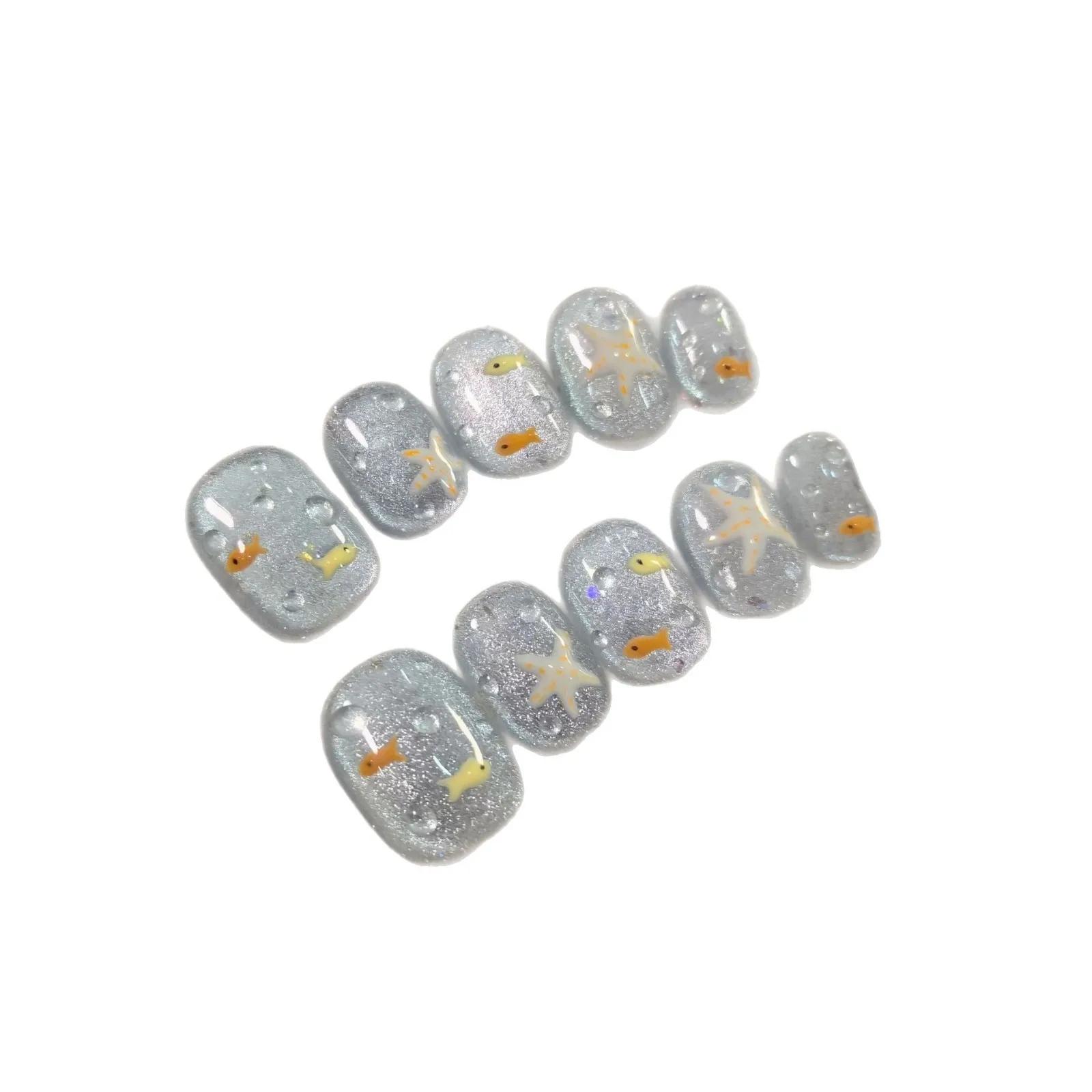 

10pcs/set Handmade Press-On Nails - Blue Glossy Fish & Bubbles Design Short Oval Fake Nails with Cat Eye Effect False Nails Short Oval