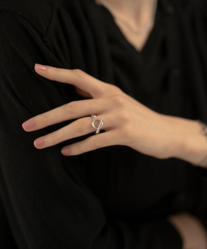 Novice Tokyo Mantel Chain Ring / Silver