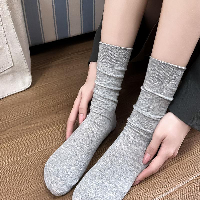 Stacks Of Socks And Socks, Solid Color Thin Mid-Season Socks, Loafers, Basic Models With Versatile And Simple