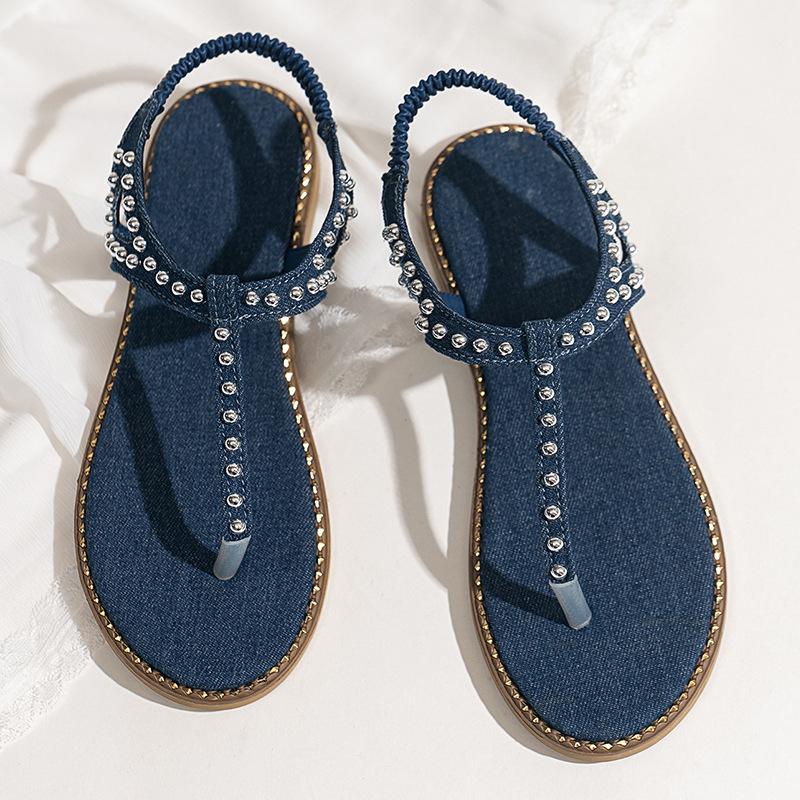 2026 Summer Bohemian Style Rivets Flat Bottom Clip Toes Herringbone Sandals Fashion Beach Plus Size Women Elegant Generous Shoes