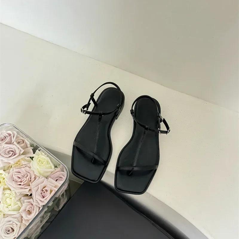 2025 New Gladiator Women Sandals Fashion Clip Toe Flats Ladies Outdoor Beach Vacation Sandal Summer Women's Shoes