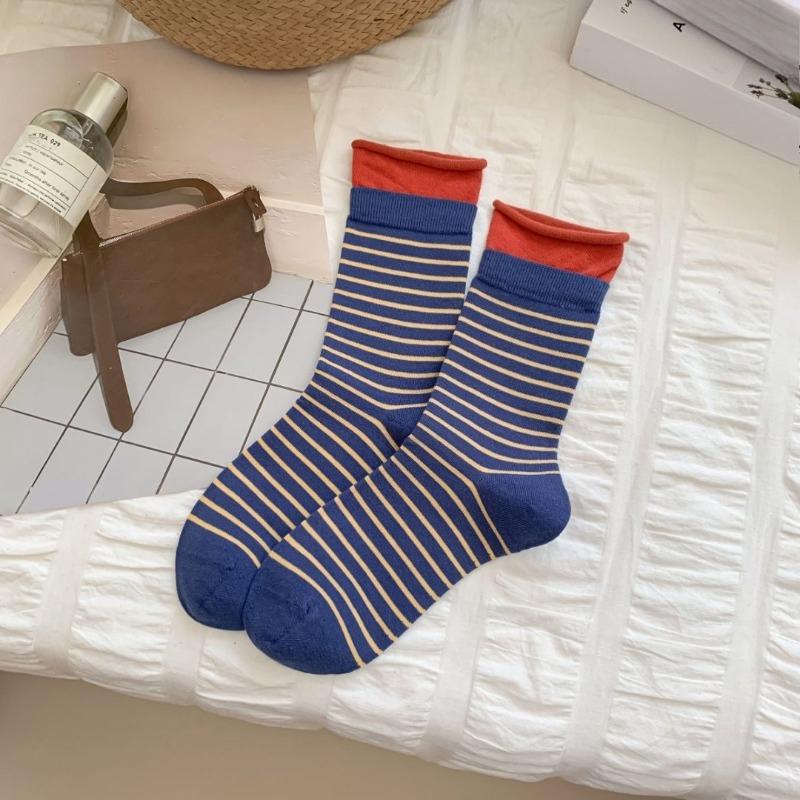 Women's New Autumn Trend Striped Color Breathable Tube Socks