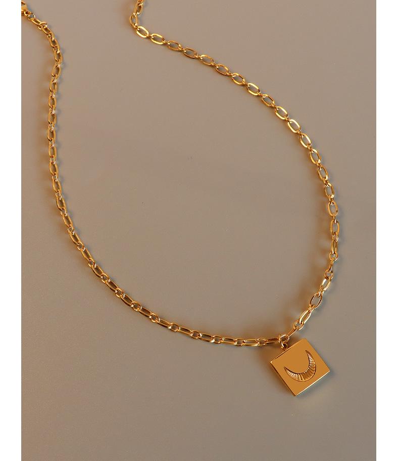 French Starry Sky Moon Square Necklace, Gold-Plated Titanium Steel, Personalized Design, Fashionable and Colorfast Jewelry.