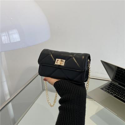 Řetízková kabelka dámská trendová taška přes rameno 2024 léto nová módní jednoduchá malá čtvercová kabelka niková zahraniční taška přes rameno