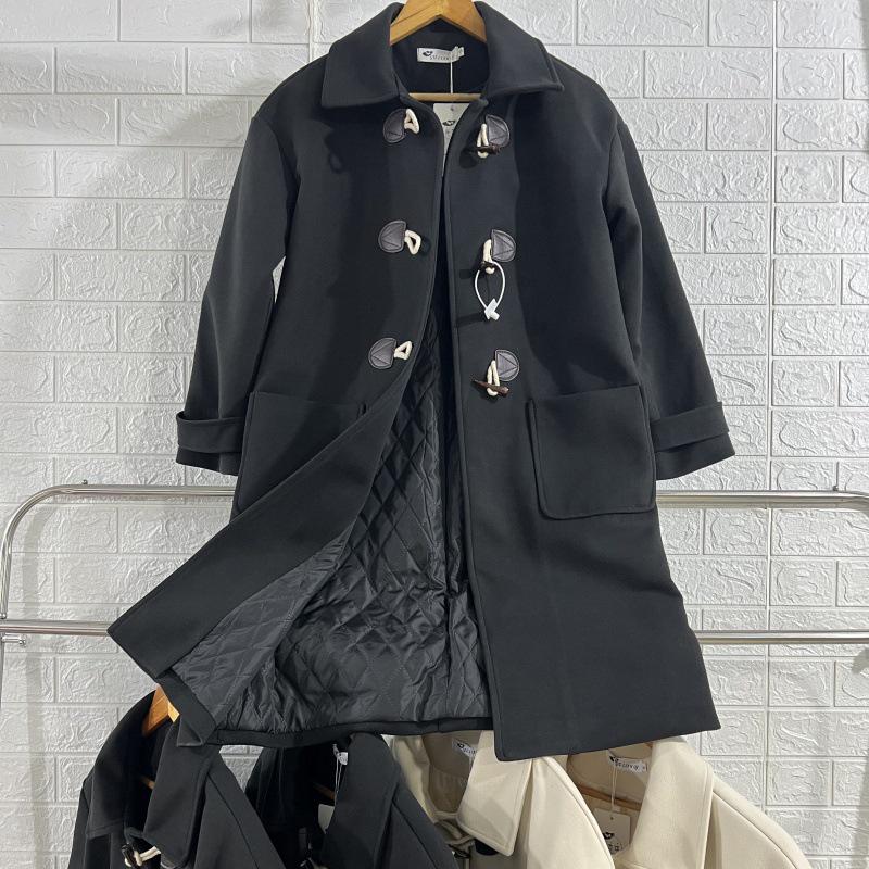 Women's Retro Toggle Wool Coat: Mid-Length Korean Preppy Style, Thickened for Autumn & Winter 2023
