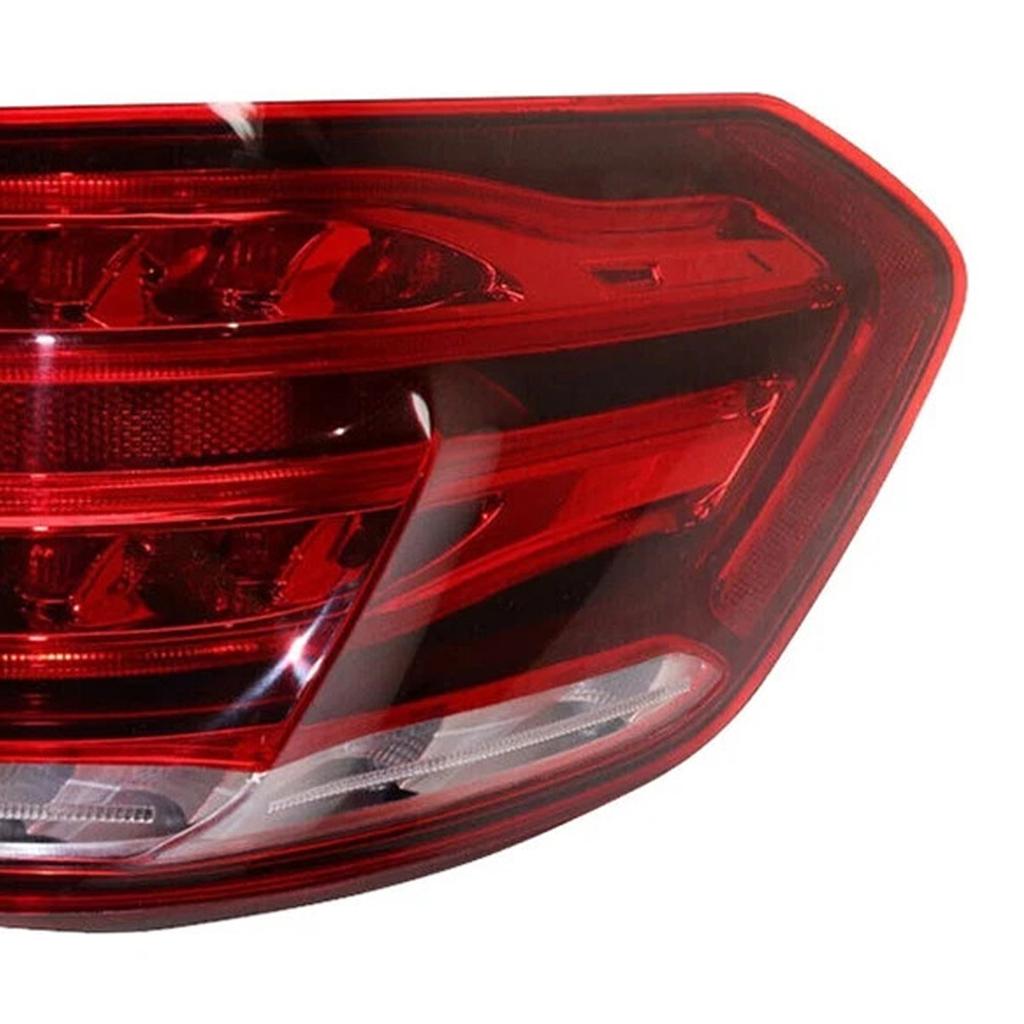 Right LED Outer Rear Tail Light Brake Lamp 2129060203 2129060857 2129060803 For Mercedes E-Class W212 2013 2014 2015