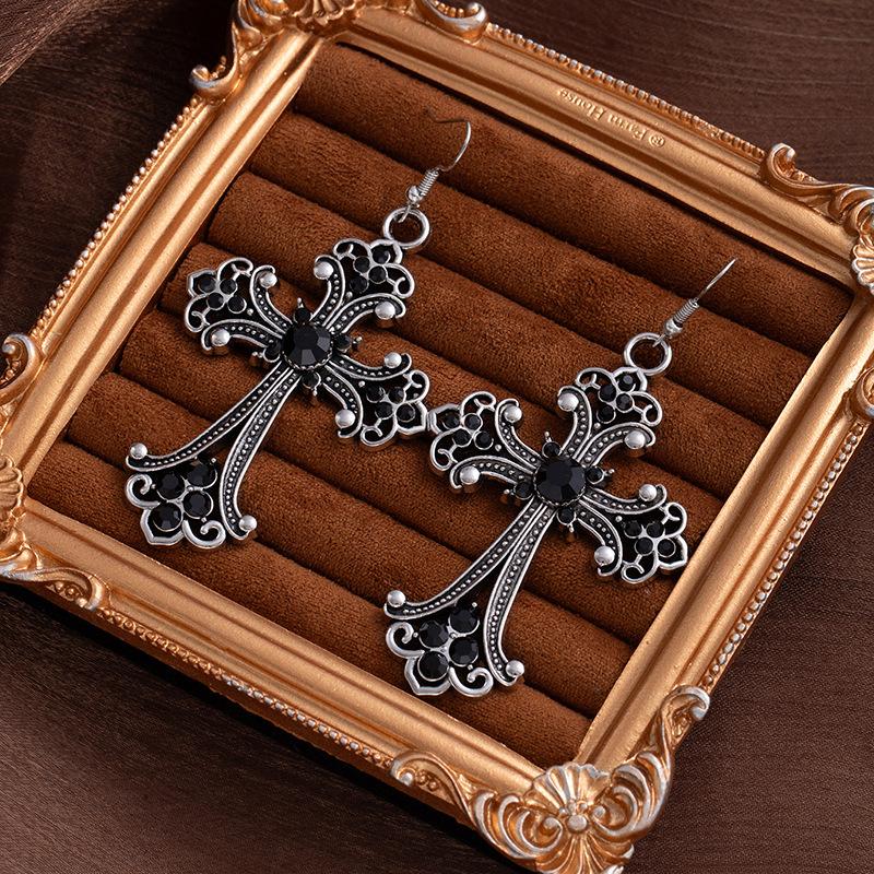 Vintage Baroque Rose Cross Earrings Women'S Hip Hop Versatile Earrings Premium Sense Flash Diamond Fashion Earrings