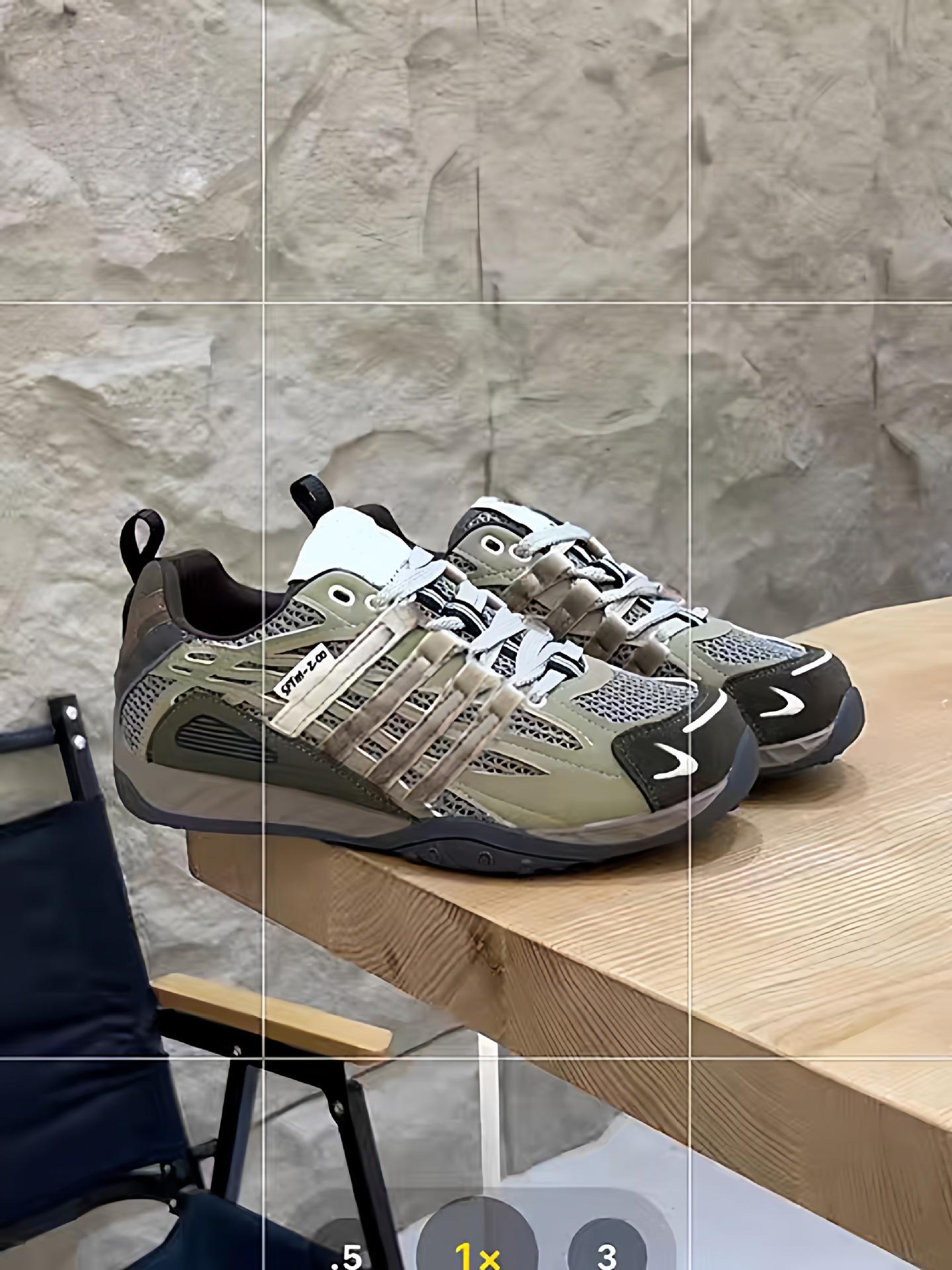 

Women s Retro German Training Shoes - Autumn 2025 Versatile Sport Sneakers, Thick Sole for Jogging & Hiking. Size 40 зелений
