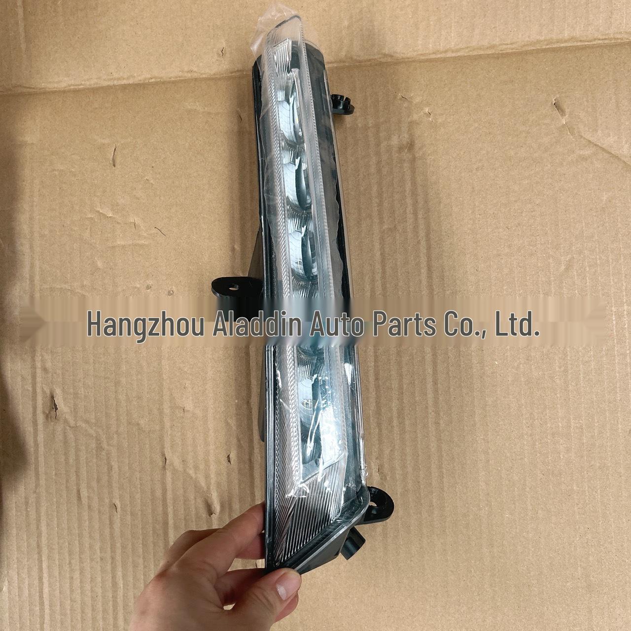 Compatible Daytime Running Light for Chery Arrizo 6 (Left/Right) J60-4499010/20FL Right Daytime Running Light J60-4499020FL