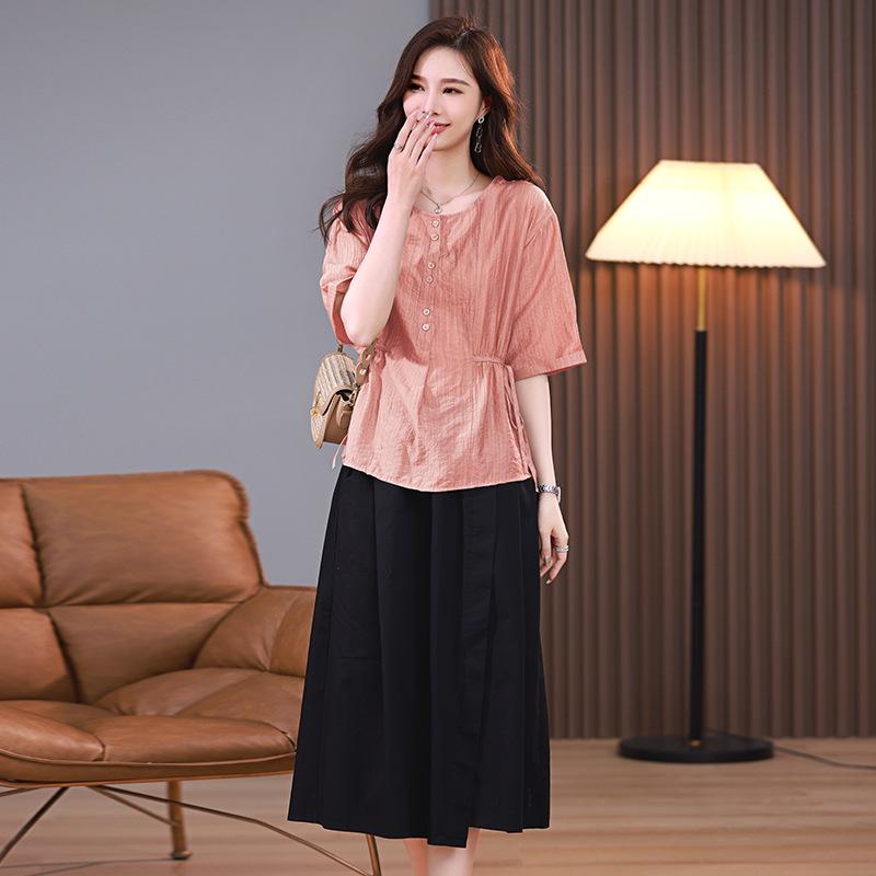 2025 Summer Fashion Tencel Two-Piece Set: Age-Reducing Mom Casual Blouse & Loose Midi Skirt