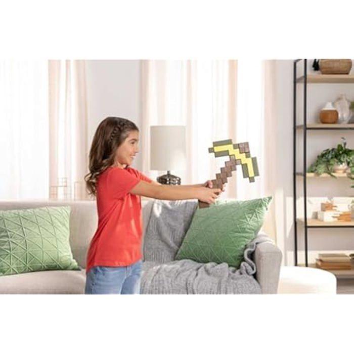 Accessoires de combat - MATTEL - Pioche en or - Design pixélisé - Pour enfants à partir de 6 ans