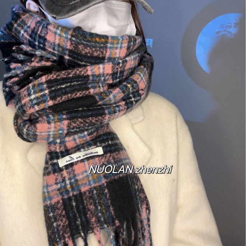 Christmas black pink scarf New red grid niche scarf Winter Korean versatile couple male versatile student scarf
