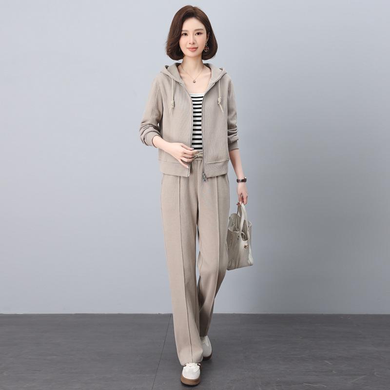 Women's Casual Two-Piece Suit: Autumn/Spring Slimming Sweatshirt Set - Young Mom Fashion 2025