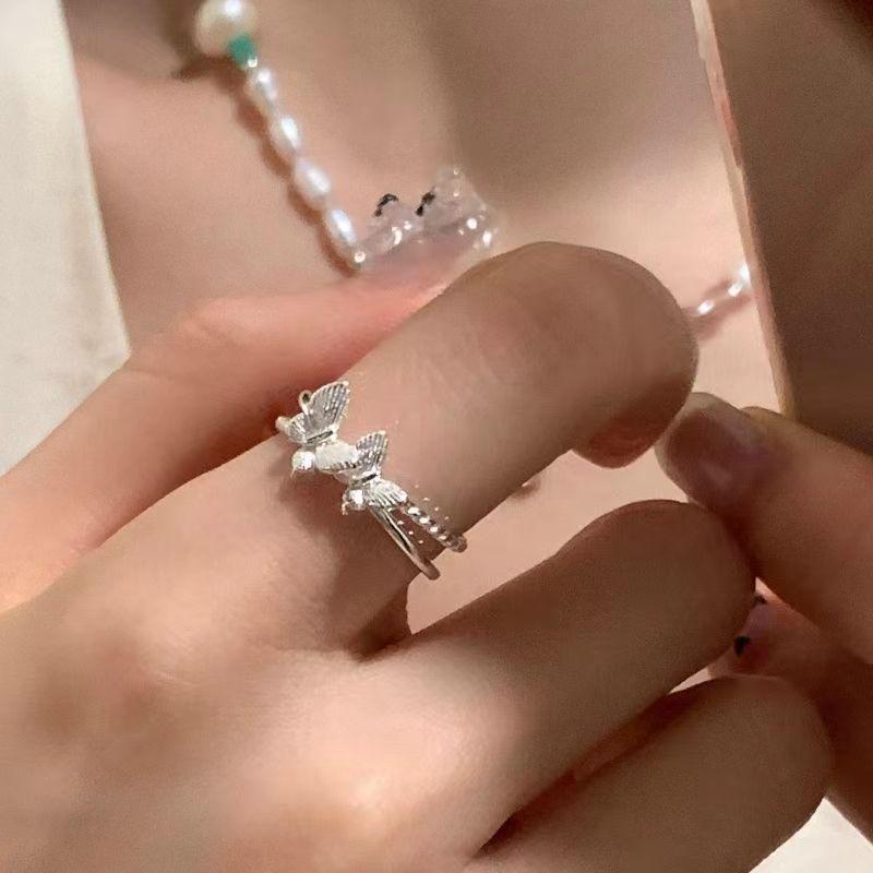 Inel Stea cu Cinci Colțuri pentru Femei - Lux Lejer, Design Coreean High-End, Bandă Argintie pentru Degetul Arătător, Perfect pentru Studente.