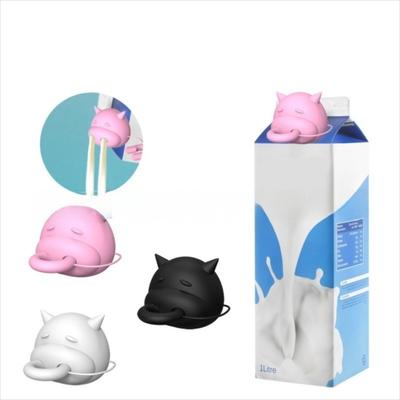 Silicone Milk Bottle Dispenser Cow-Shaped Design 3D Printing Pour Spout Lids Dispenser Topper Rotatable Function
