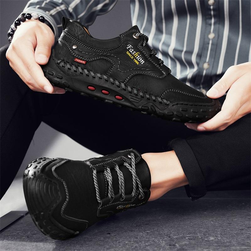 Fashion 2025 Classic Handmade Leather Men Shoes High Quality Breathable Comfy Outdoor Men Sneakers Vintage Lace-up Non-Slip Walk Shoes