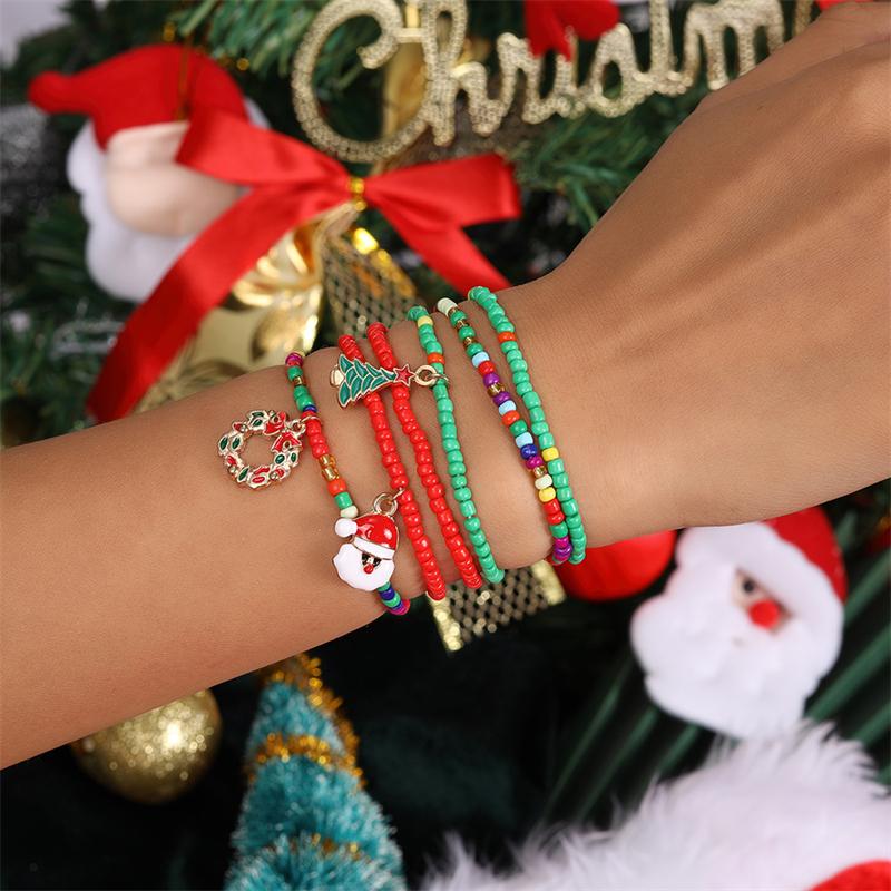 10Pcs/Set Random Mix Bracelets Fashion Handmade Beads Christmas Charms Bracelets for Women Girls Party Holiday Jewelry Gifts