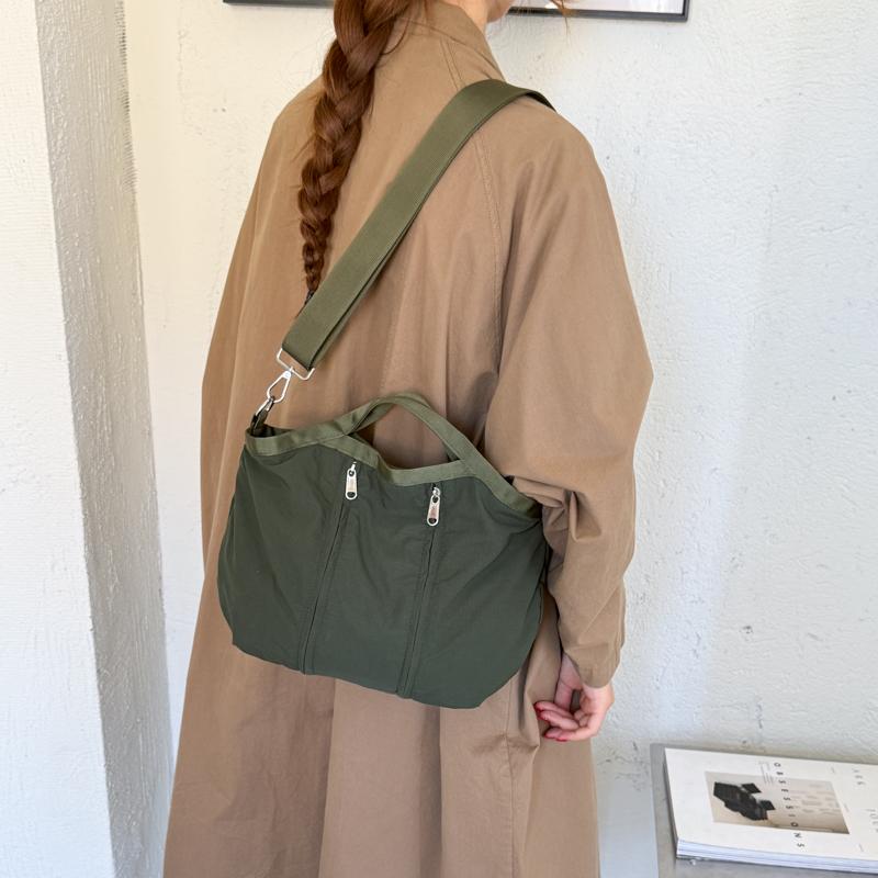 Wasserdichte Nylon-Tragetasche für Damen, große Kapazität, Umhänge-Crossbody-Handtasche mit Reißverschluss