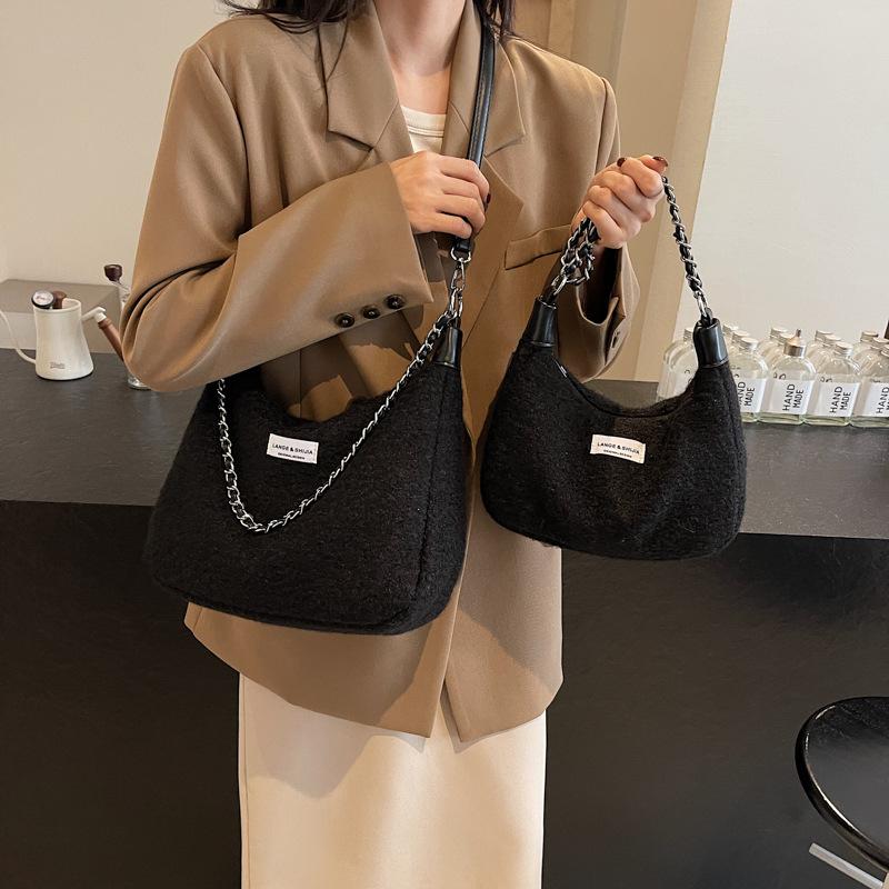 Plush Bag Autumn and Winter Fluffy Texture Messenger Bag Women's Fashion Korean Version Versatile Bag Chain Underarm Bag Women