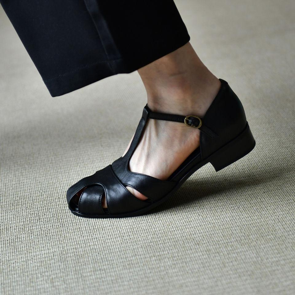 

Vintage washed woven one-word buckle with round head casual Roman sandals women s thick heel bag head new in summer 2025 39 чёрный