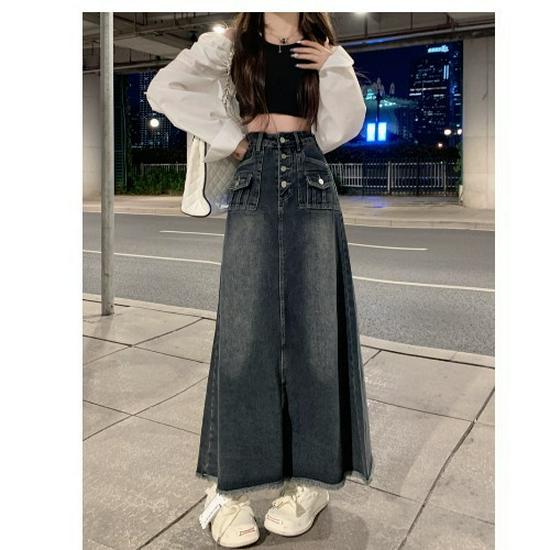 

Синяя джинсовая миди-юбка с завышенной талией и необработанным краем - Гонконгский стиль, А-силуэт, ретро-дизайн для женщин S