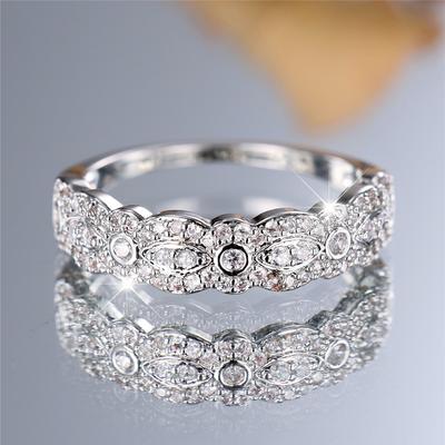 Cute Female Small White Zircon Stone Finger Ring Vintage Silver Color Wedding Band Bridal Jewelry For Women