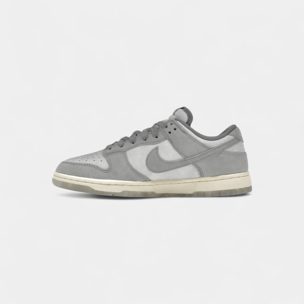Nike Dunk Low Cool Grey Football Grey (Women's)