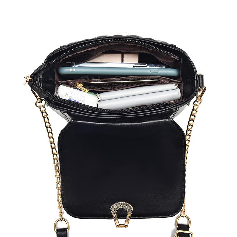 Nouveau Sac d'aisselle Sac bandoulière en cuir PU Sac à bandoulière à chaîne en losanges d'été Tendance