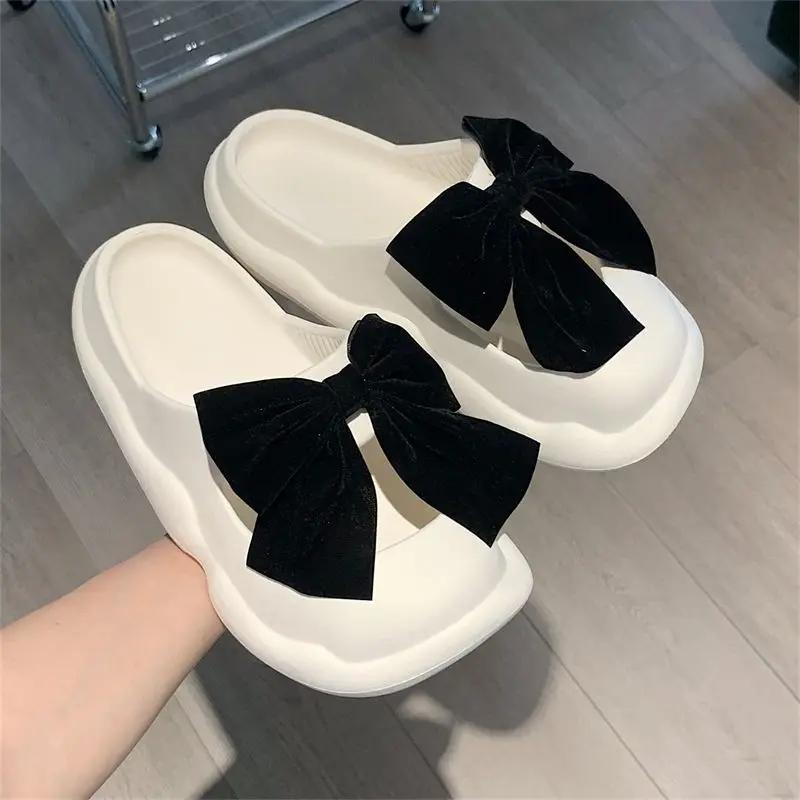Fashion Cute Soft Shoes Pvc Korea Style 39 Top Designs Summer Women's Slippers and Ladies Sandals 2025 Small Size Designer Luxury Slides