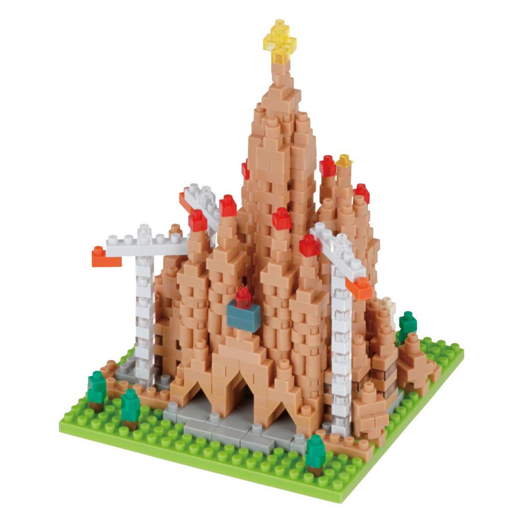 Nanoblock Sagrada Familia NBH_211