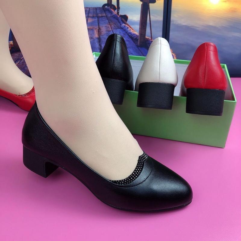 Women Leather Shoes Soft-soled Round Toe Thick-heeled Comfortable Breathable Shoes Middle Heel Anti-slip Shoe Footwears