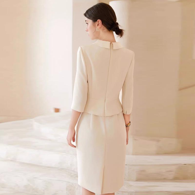 AD Temperamental Socialite Beige Dress: High-End Faux Two-Piece Round Neck Formal Skirt Set